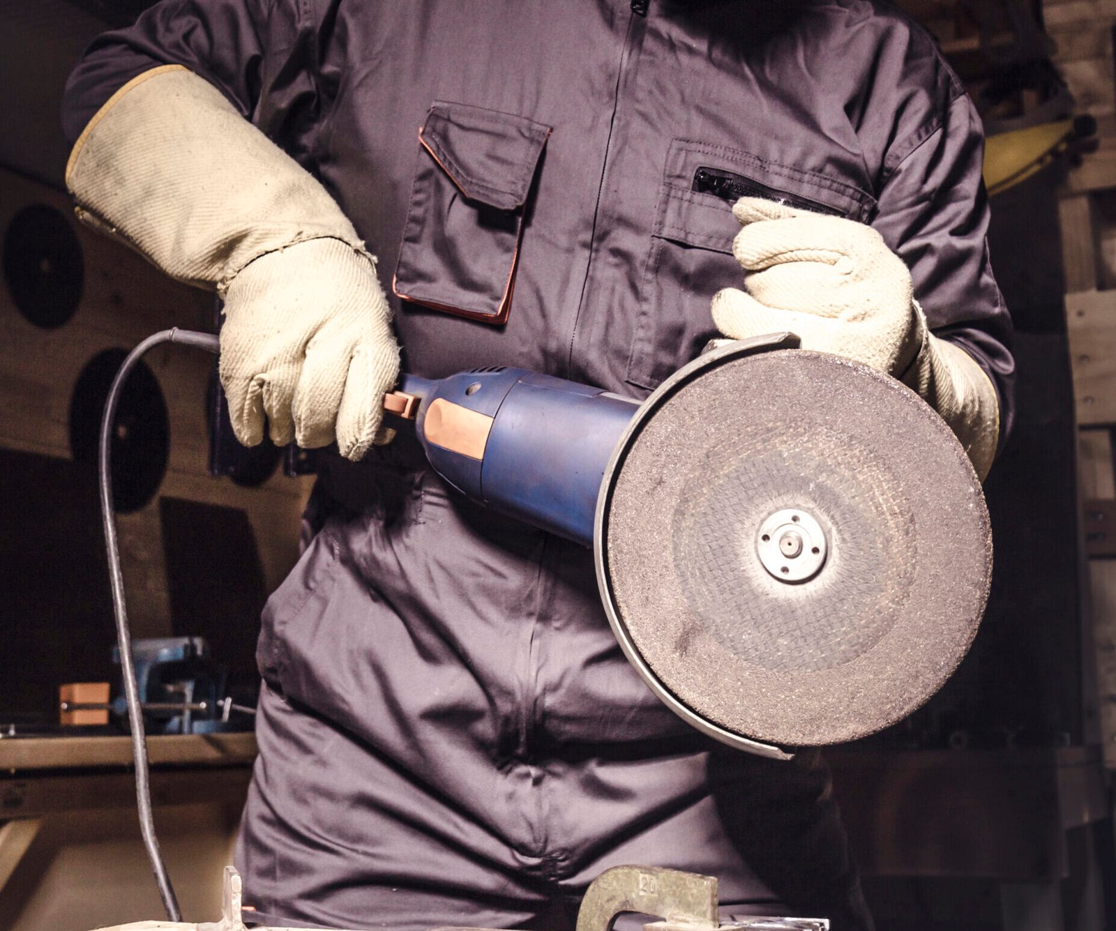 Meuleuse d'angle : guide complet pour choisir la bonne puissance selon les travaux