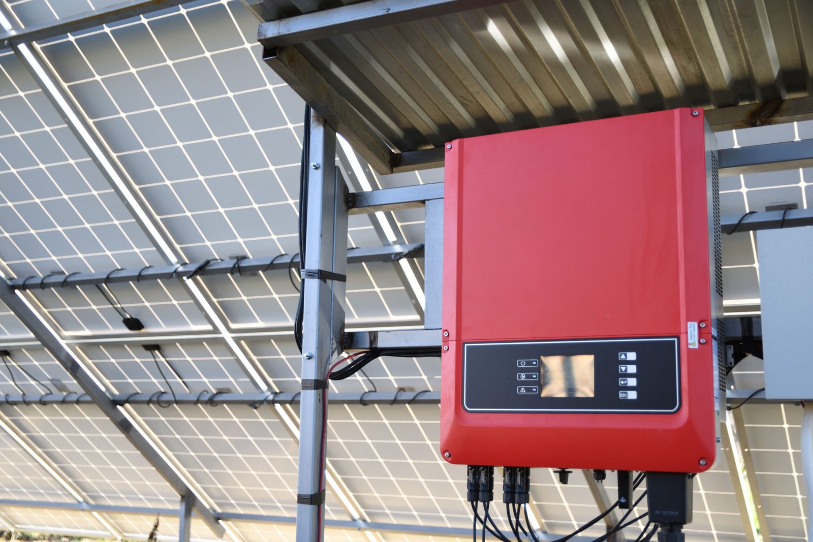 Variateur solaire MPPT vs PWM : quel régulateur choisir pour votre installation ?